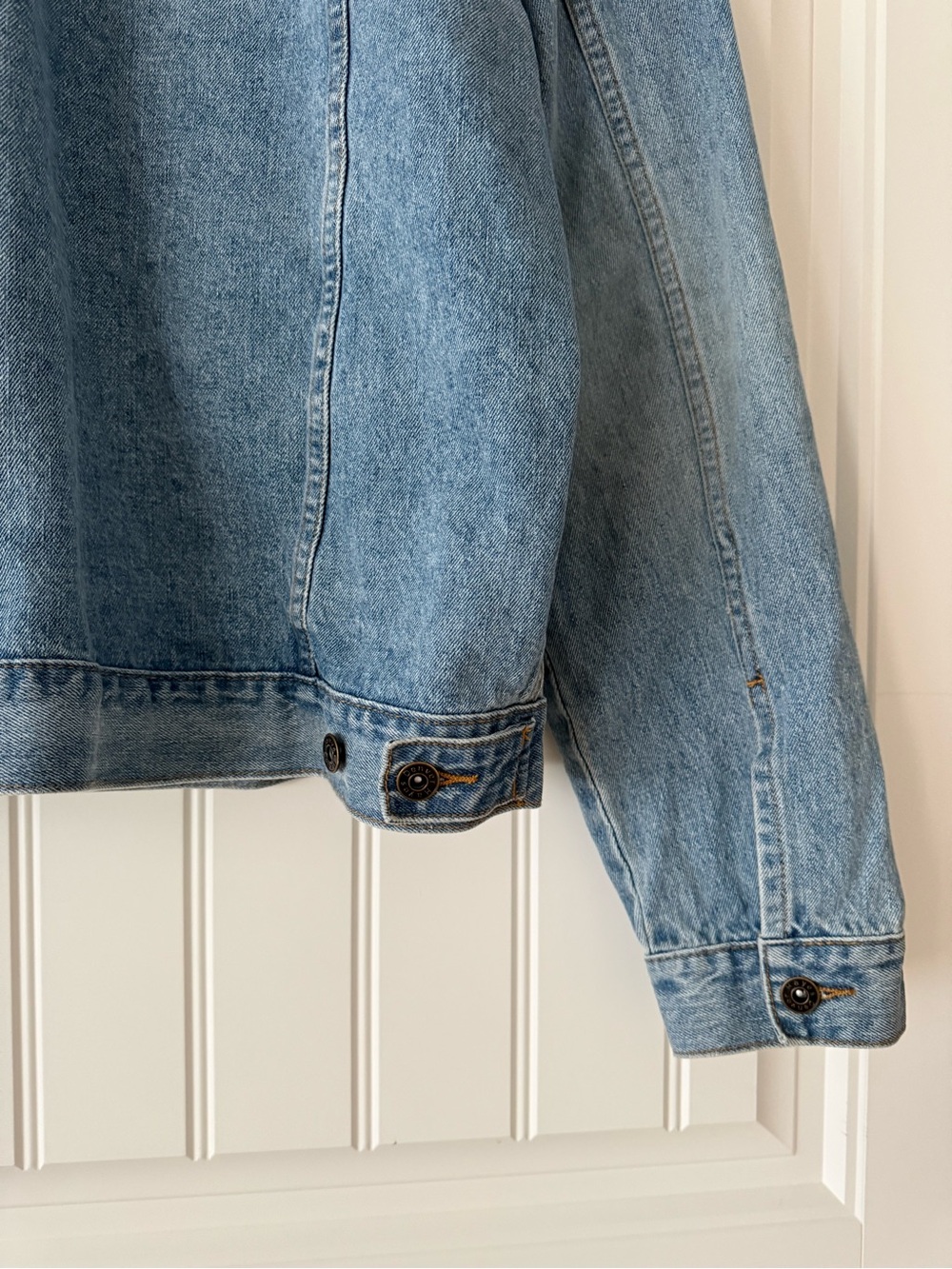 Denver Hayes Denim Jean Jacket. Size Large. - Picture 8 of 12